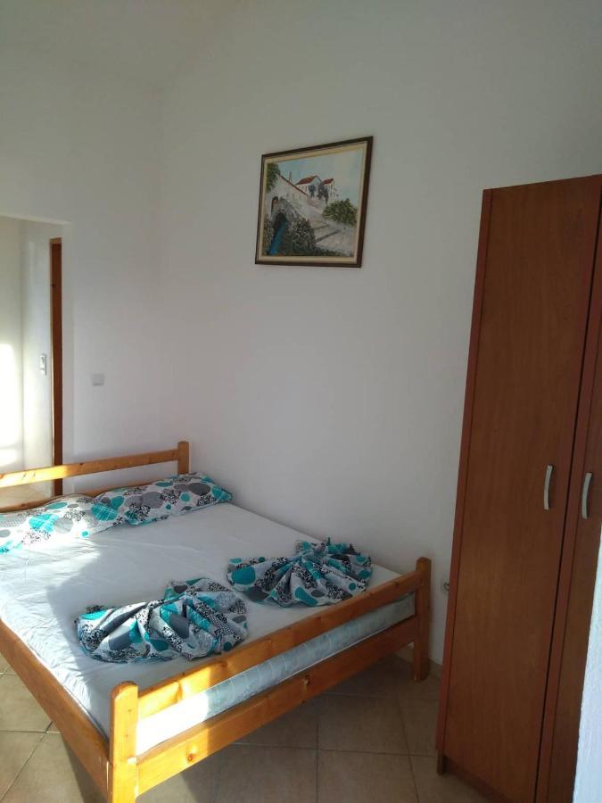 Vito Apartments Sutomore Extérieur photo