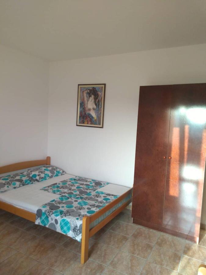Vito Apartments Sutomore Extérieur photo